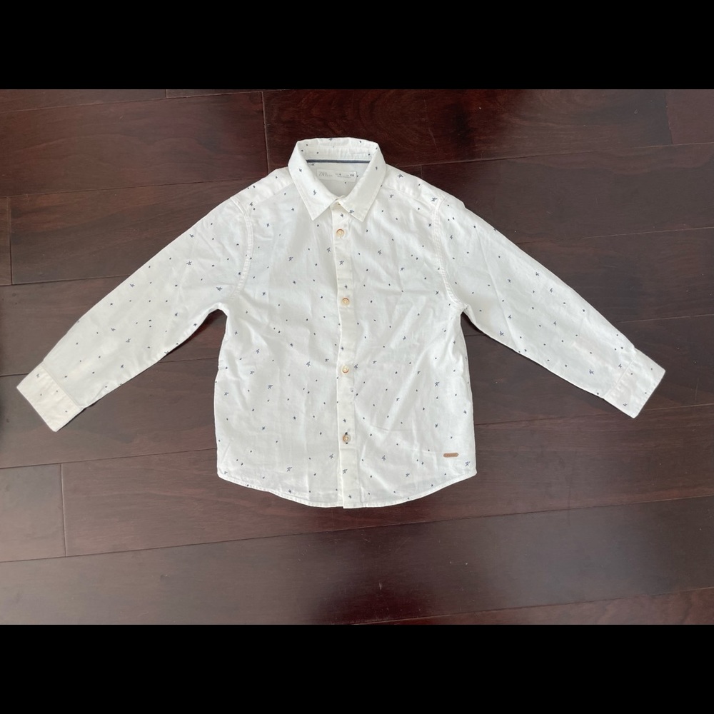 Zara Star Print button down shirt, size 6